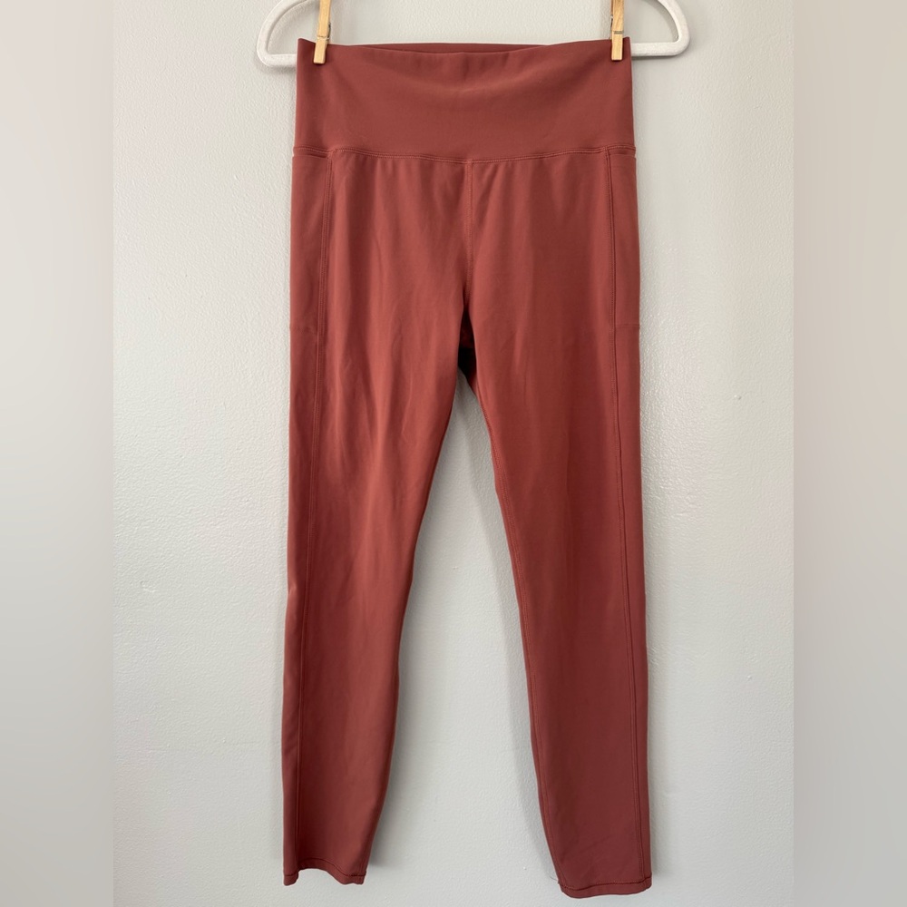Vuori Studio Pocket Legging - Picture 4 of 6